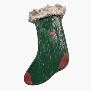Green Wooden Holiday Stocking Brooch Pin Rustic Vintage Hand Painted Signed 2001